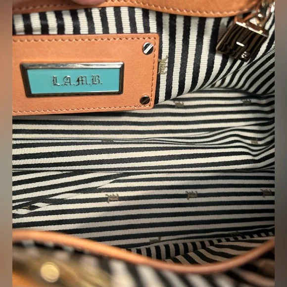 L.A.M.B. Designer Tie Dye Handbag🤩 - Picture 6 of 11